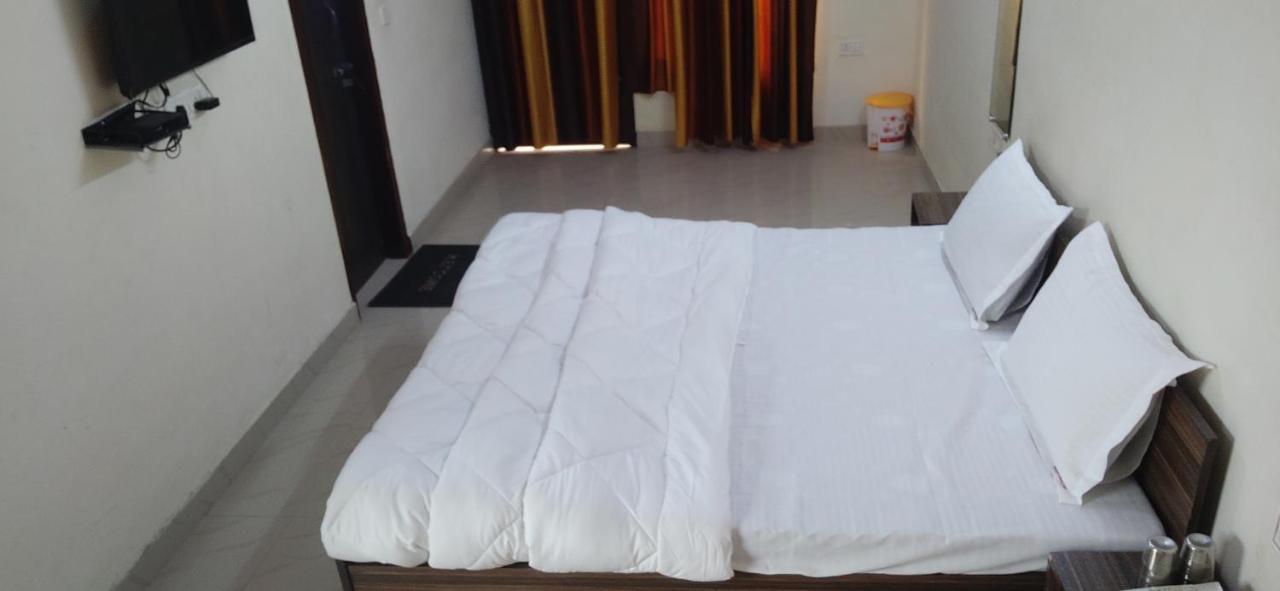 Gopi Dham Hotel Haridwār Eksteriør billede